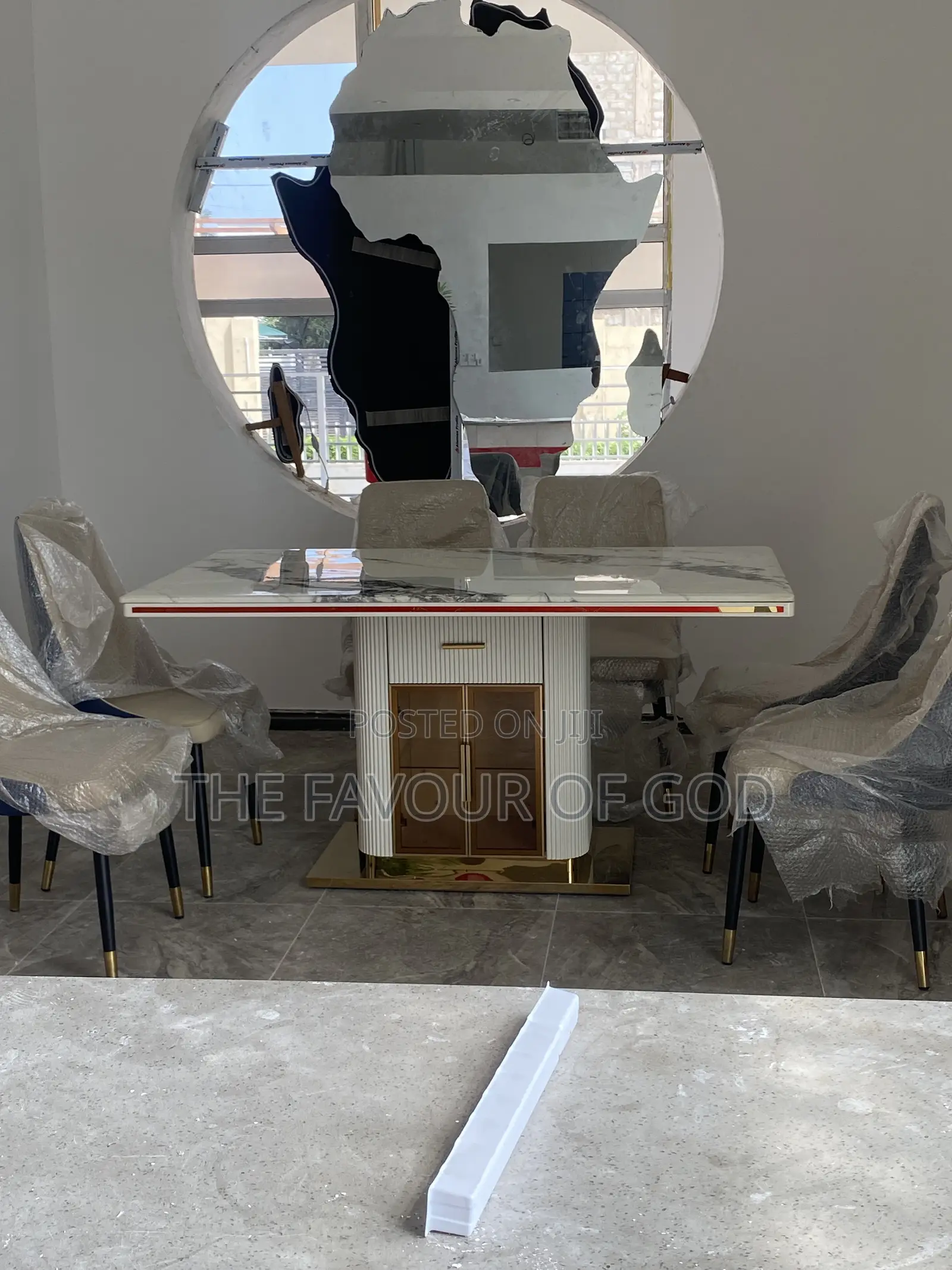 A Classic 6 Seater Marble Set