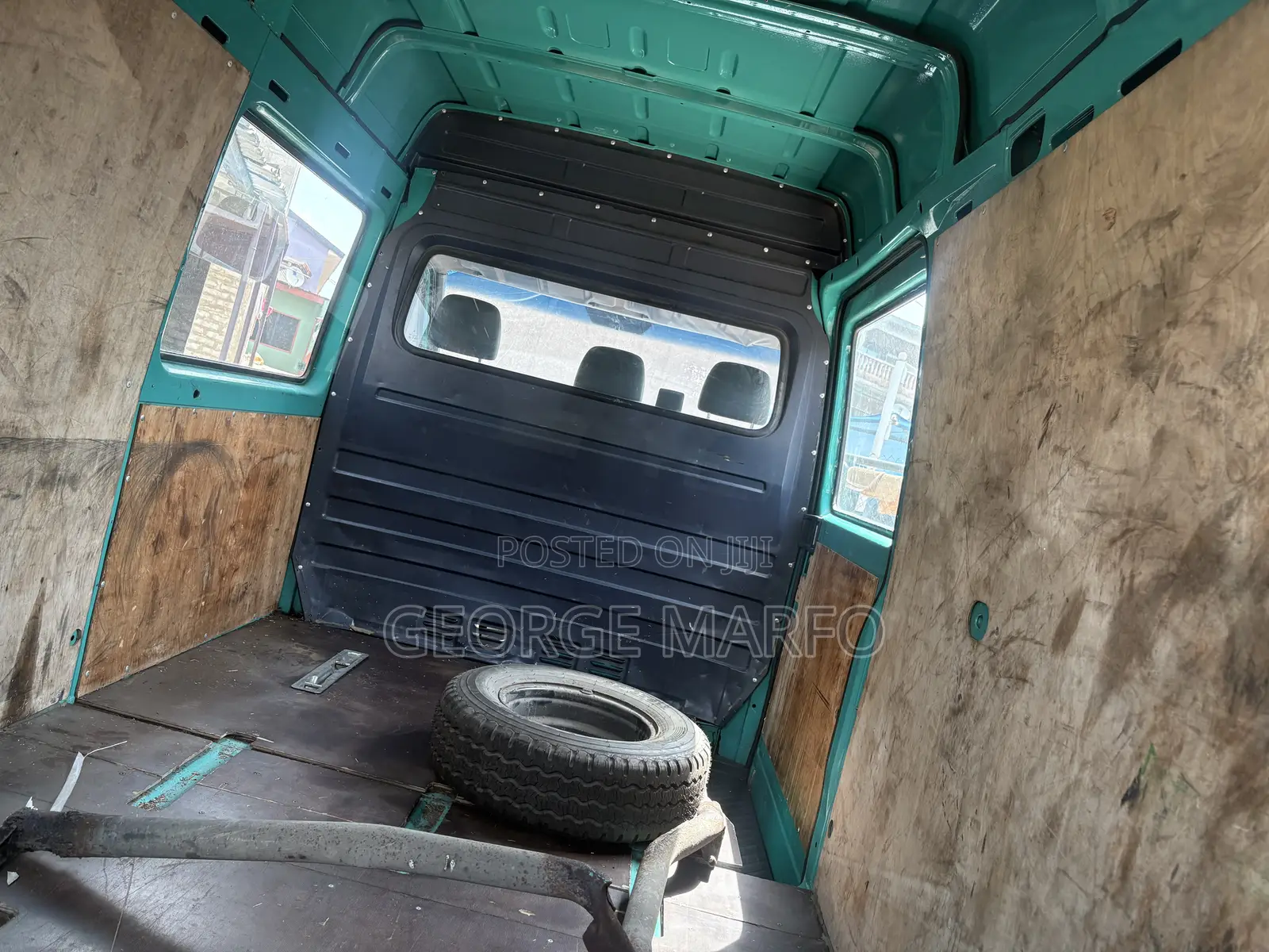 Mercedes-Benz Sprinter 2000 Green