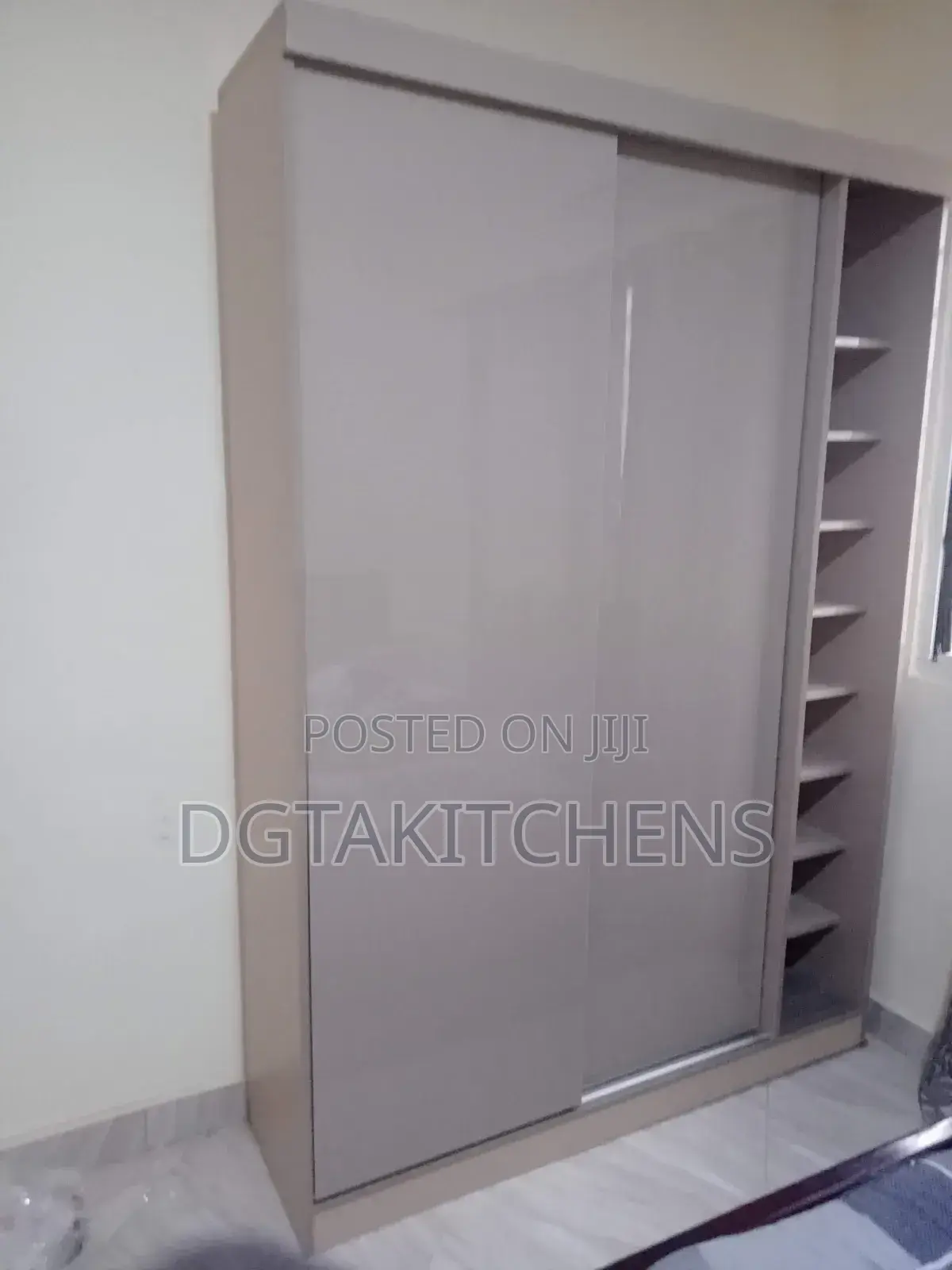 Custom Wardrobes, Closets, Tv Units and Kitchen Cabinets Packages