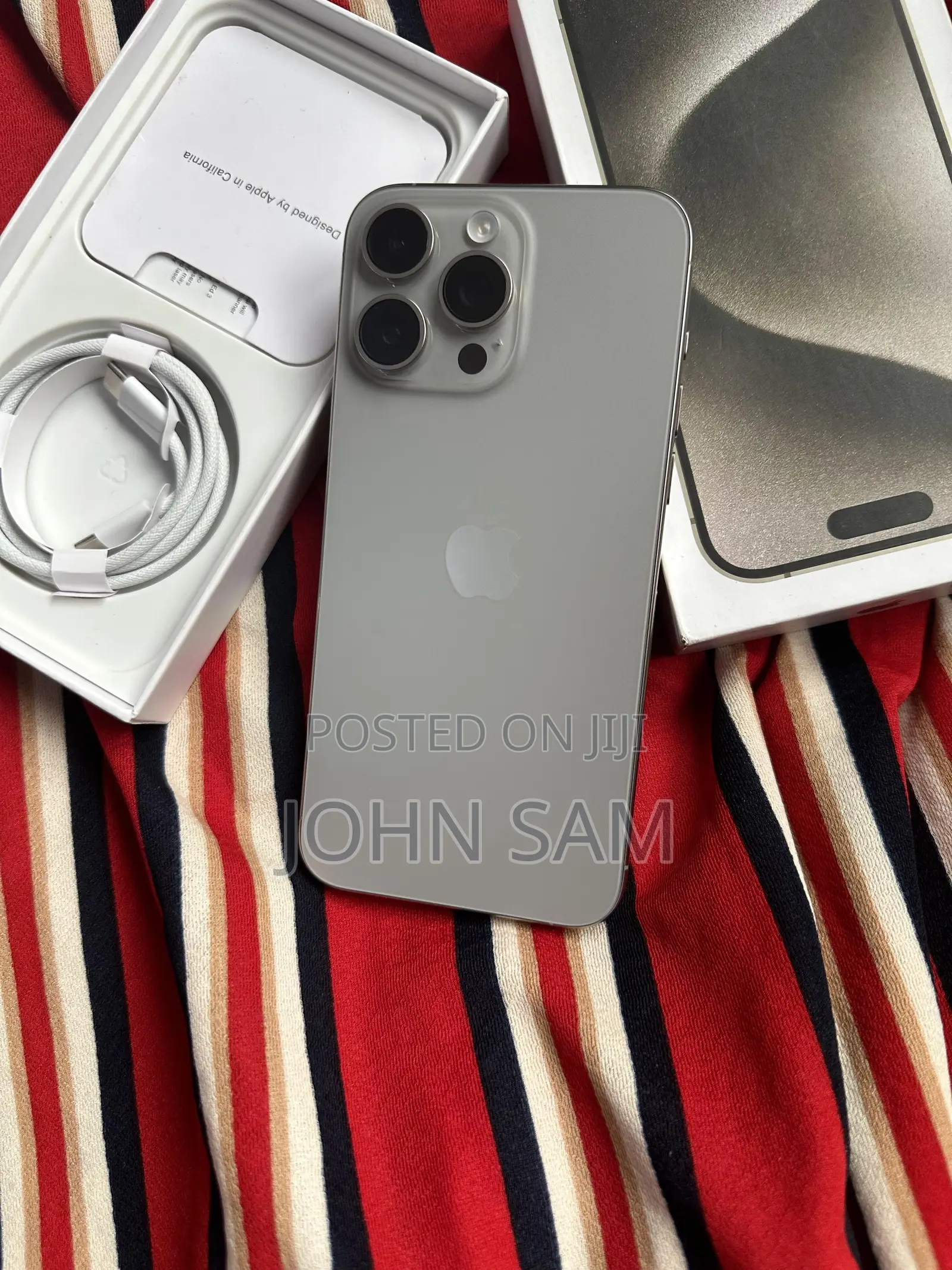 Apple iPhone 15 Pro Max 256 GB Silver