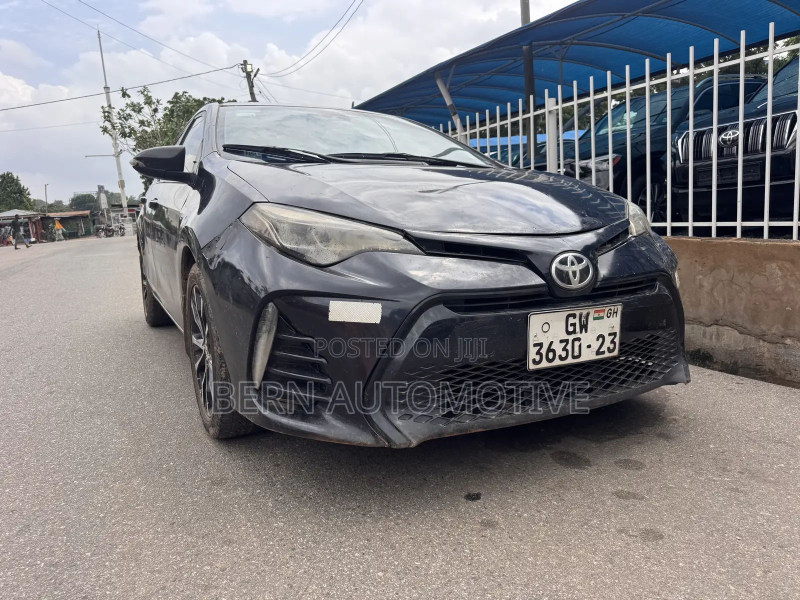 Toyota Corolla SE (1.8L 4cyl 2A) 2018 Black