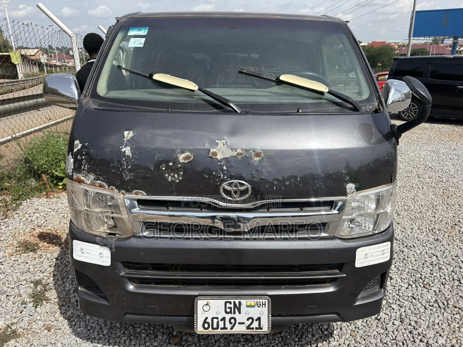 Toyota HiAce 2010 Black