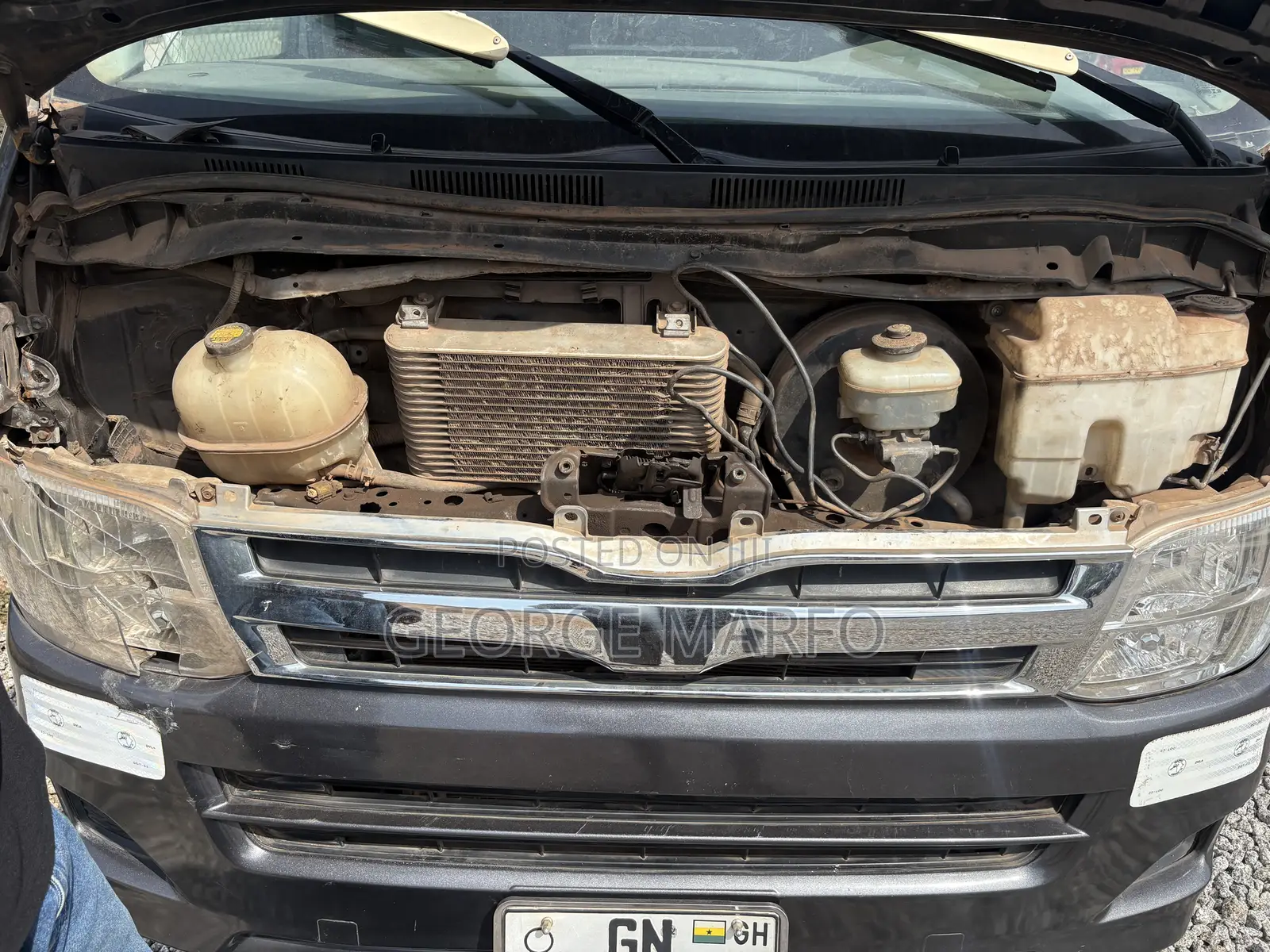 Toyota HiAce 2010 Black