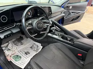 Hyundai Elantra SEL 2021 Blue