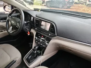 Hyundai Elantra SEL 2020 Black