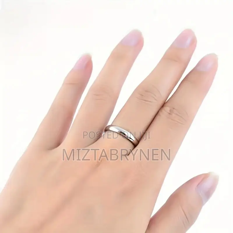 Non-Fade Wedding Engagement- Silver