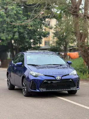 Toyota Corolla XLE (1.8L 4cyl 2A) 2019 Blue