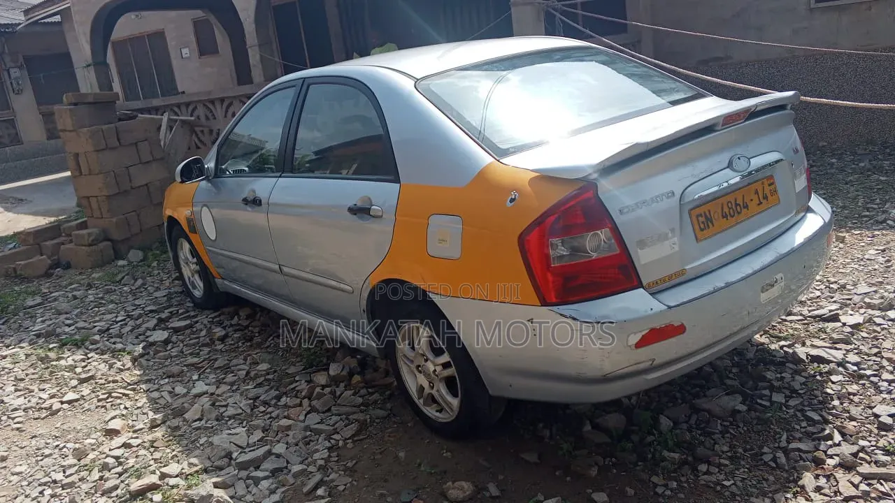 Kia Cerato 2006 Silver
