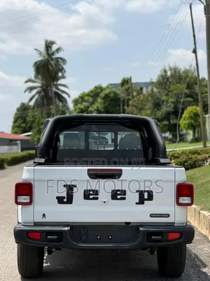 Jeep Gladiator Freedom 4x4 *Ltd Avail* 2023 White
