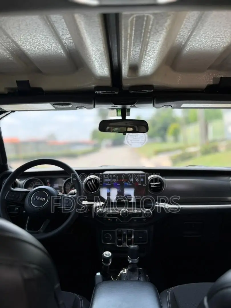 Jeep Gladiator Freedom 4x4 *Ltd Avail* 2023 White