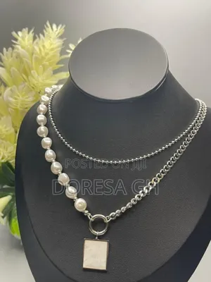 Ladies Pearl Necklace – Elegant Necklace for Women
