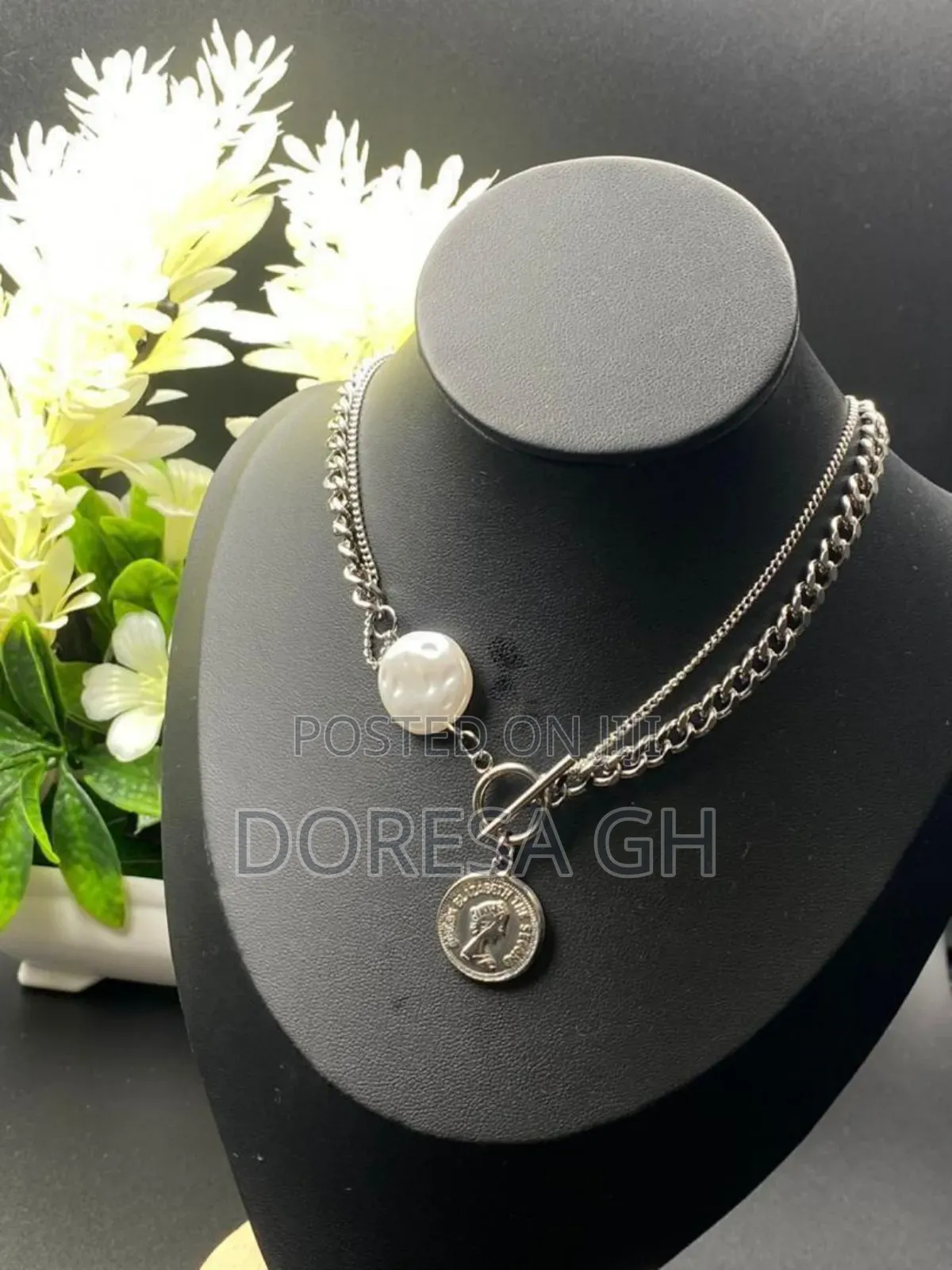 Ladies Pearl Necklace – Elegant Necklace for Women