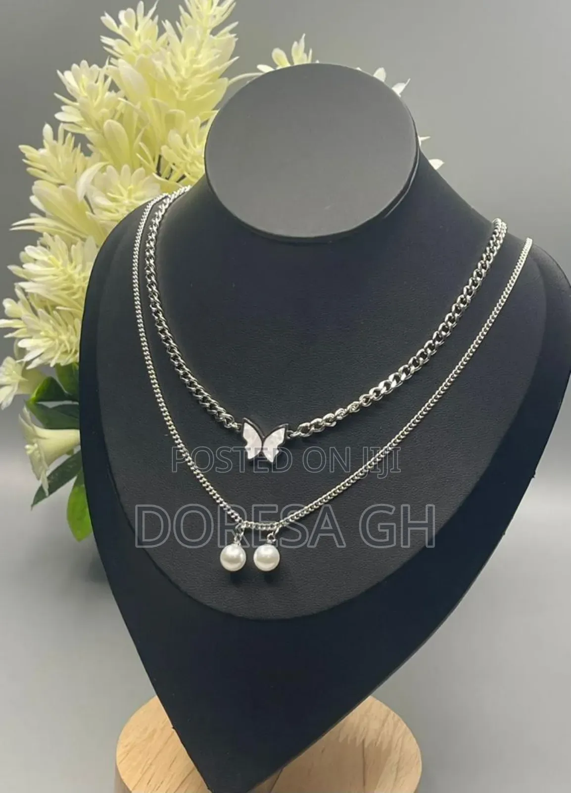 Ladies Pearl Necklace – Elegant Necklace for Women