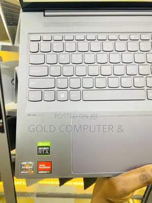 Laptop Lenovo Yoga 9i 16GB AMD Ryzen 7 SSD 512GB