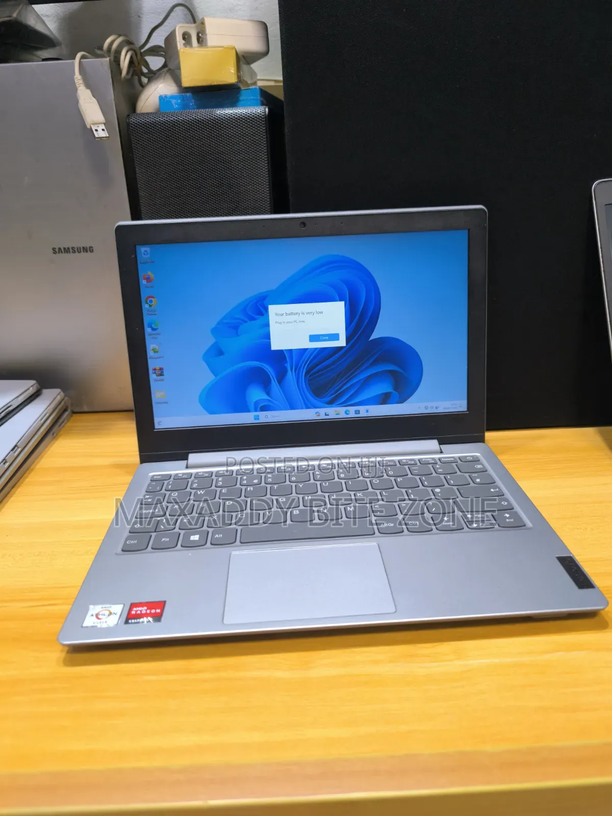 Laptop Lenovo IdeaPad 1 4GB Intel Atom SSD 60GB