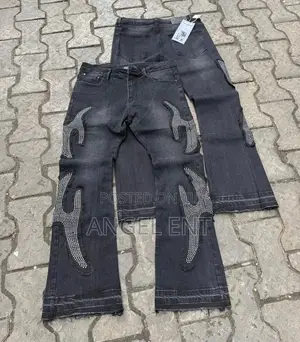 Quality Flare Jeans Available as Seen