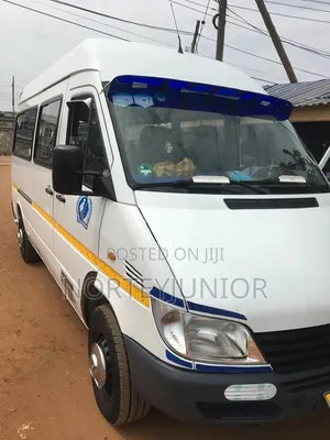 Mercedes-Benz Sprinter 2005 White