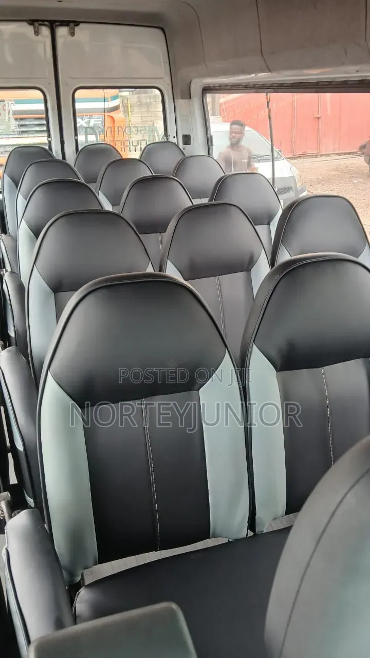 Mercedes-Benz Sprinter 2005 White
