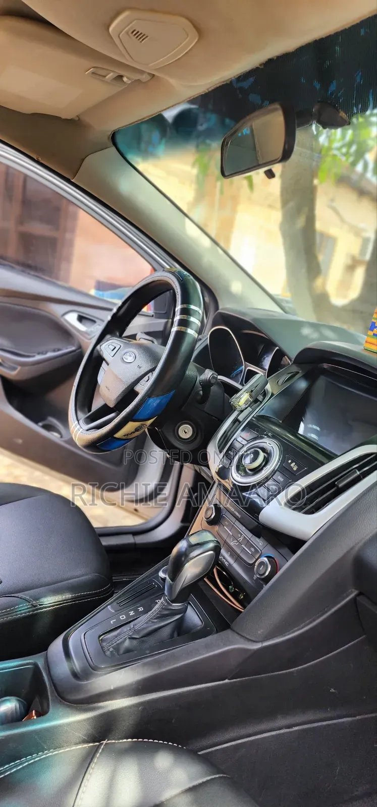 Ford Focus S Sedan FWD (2.0L 4cyl 5M) 2016 Silver