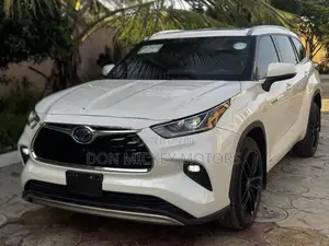 Toyota Highlander Platinum 2021 White