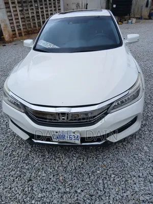 Honda Accord Touring 4dr Sedan FWD (3.5L 6cyl 6A) 2016 White