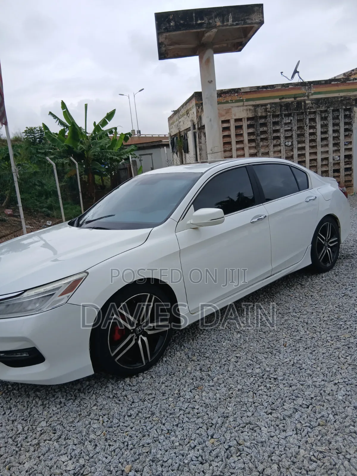 Honda Accord Touring 4dr Sedan FWD (3.5L 6cyl 6A) 2016 White