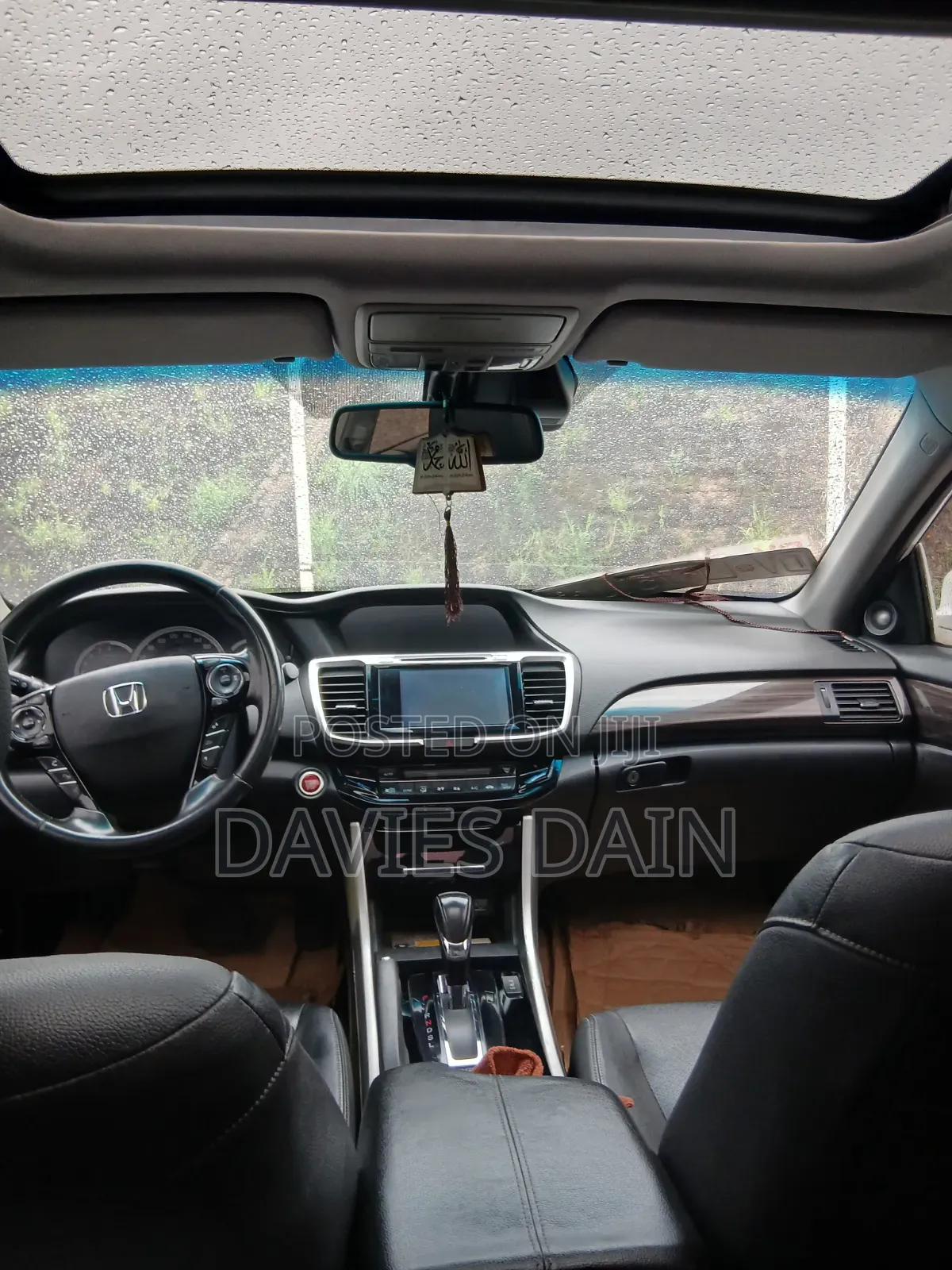 Honda Accord Touring 4dr Sedan FWD (3.5L 6cyl 6A) 2016 White