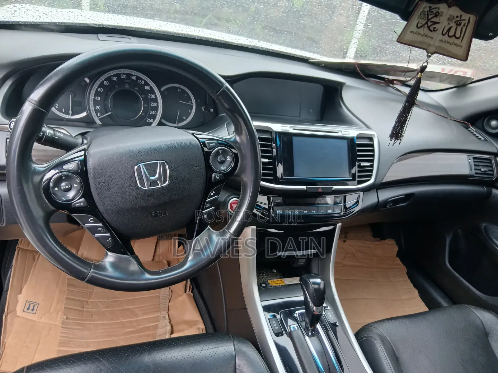 Honda Accord Touring 4dr Sedan FWD (3.5L 6cyl 6A) 2016 White