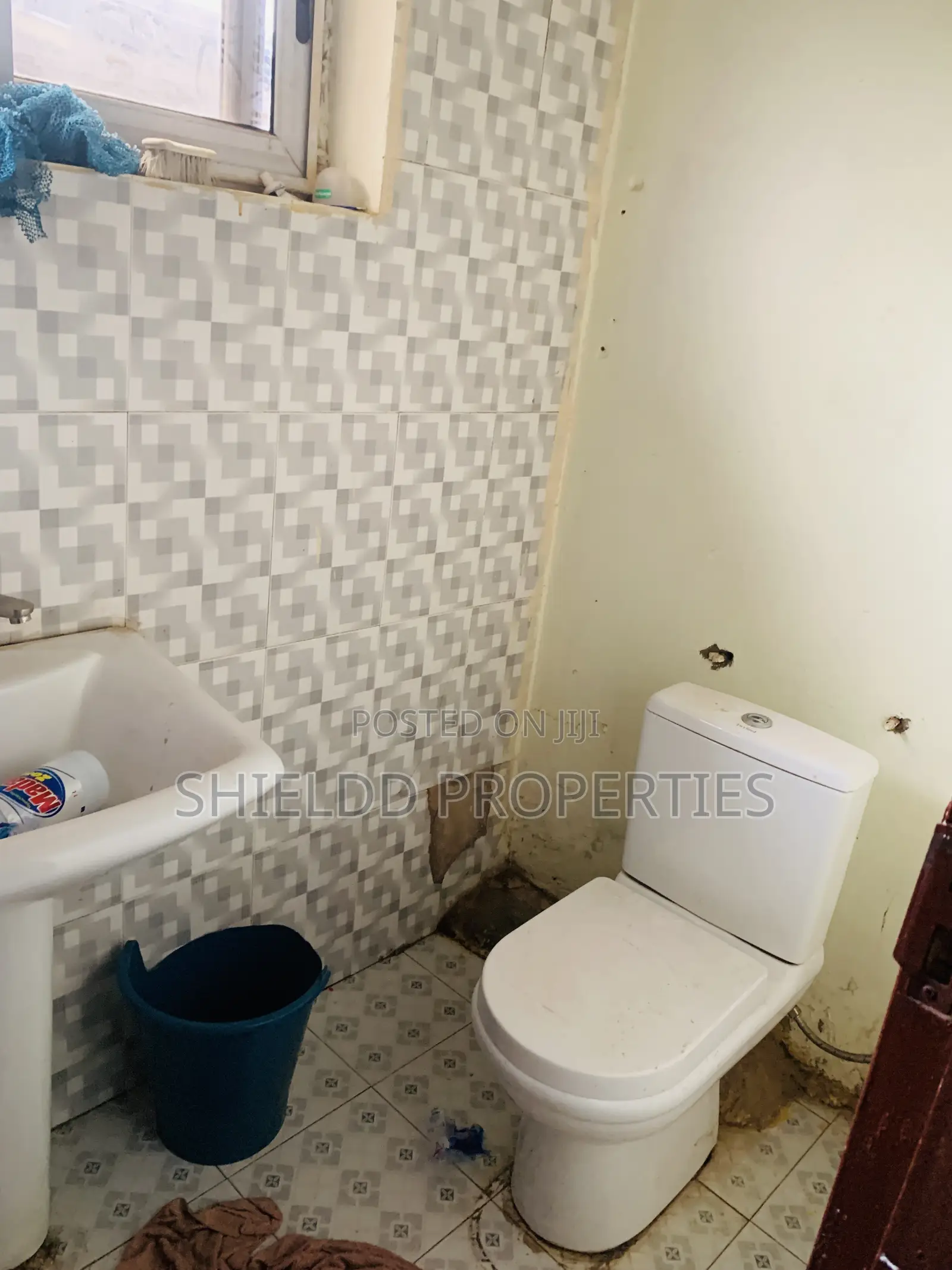 1bdrm Apartment in Chamber And Hall, Frafraha for rent