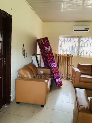 1bdrm Apartment in Chamber And Hall, Frafraha for rent