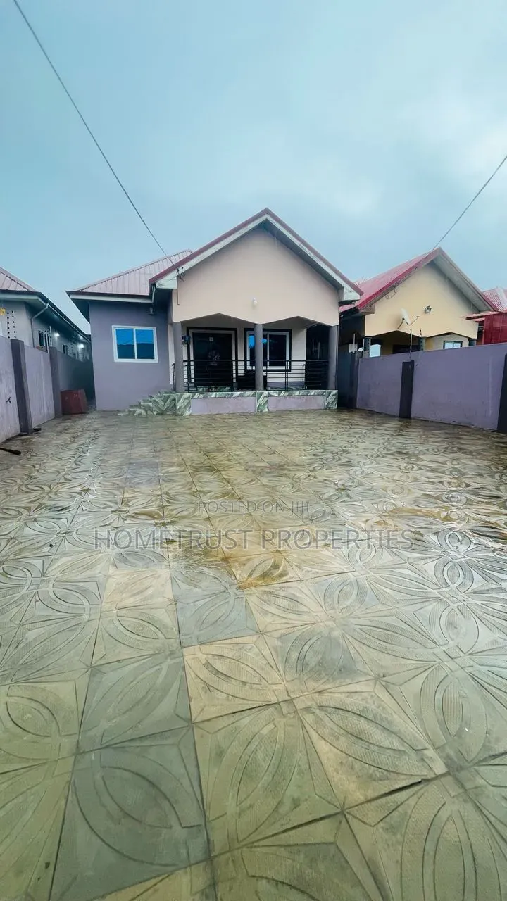 3bdrm House in Ablekuma Ga Odumase, Pentecost for rent