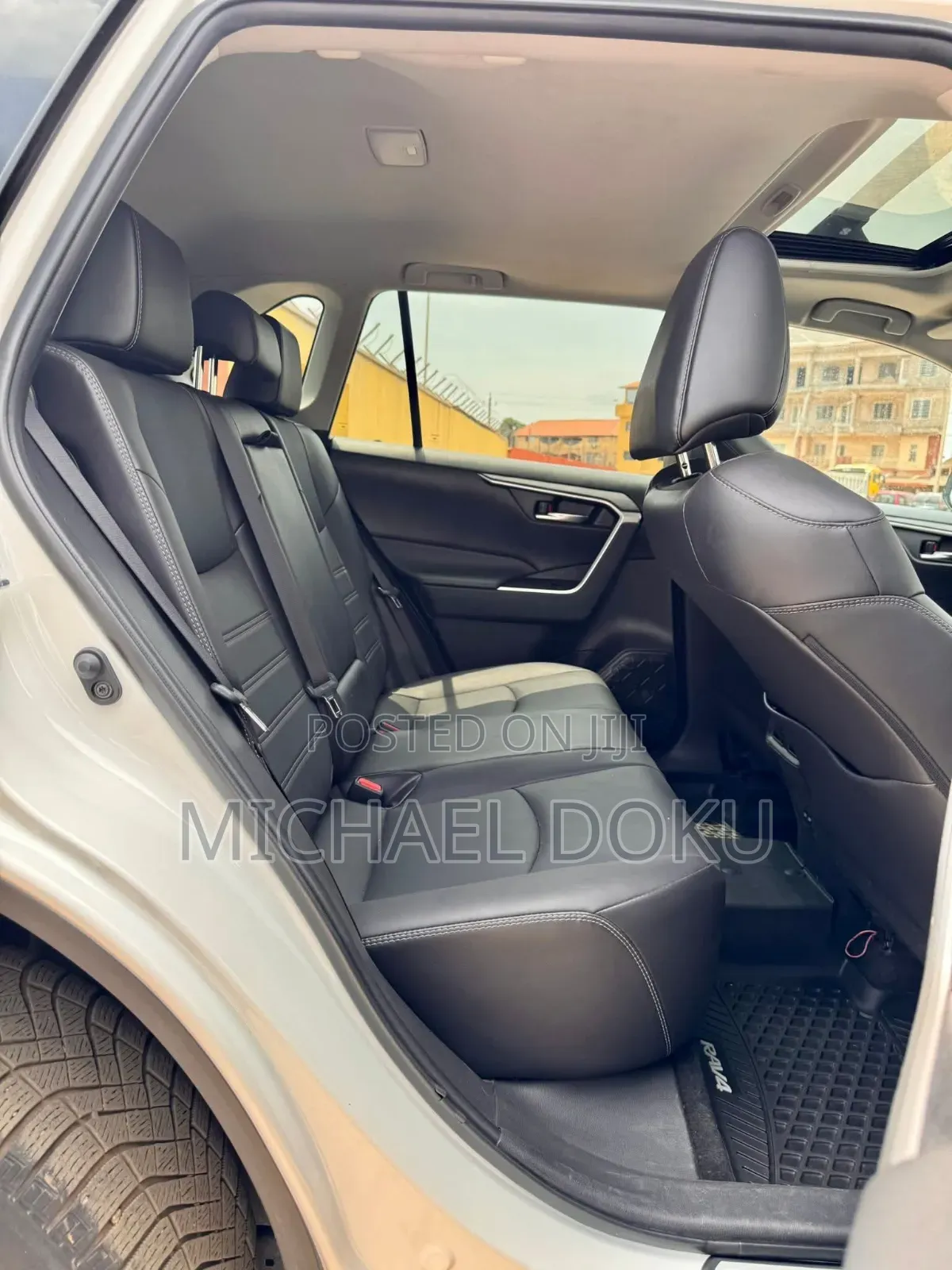 Toyota RAV4 2020 White