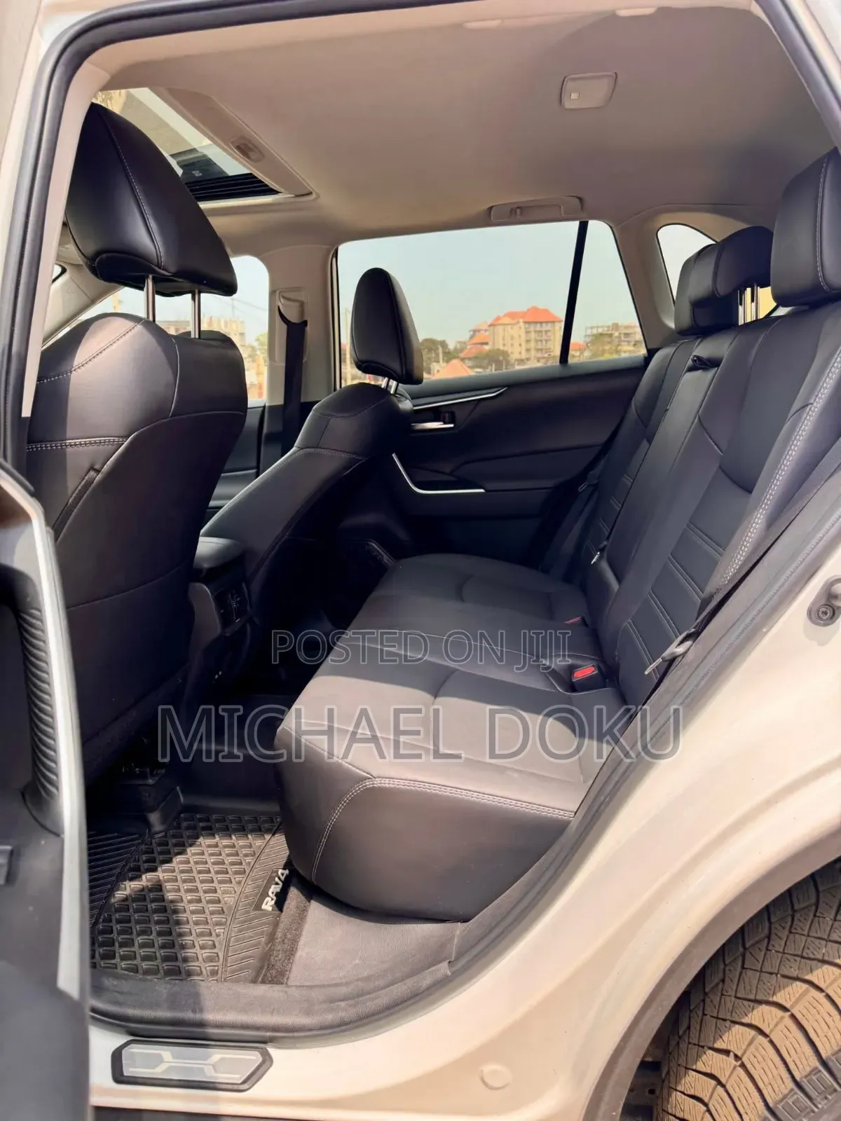 Toyota RAV4 2020 White