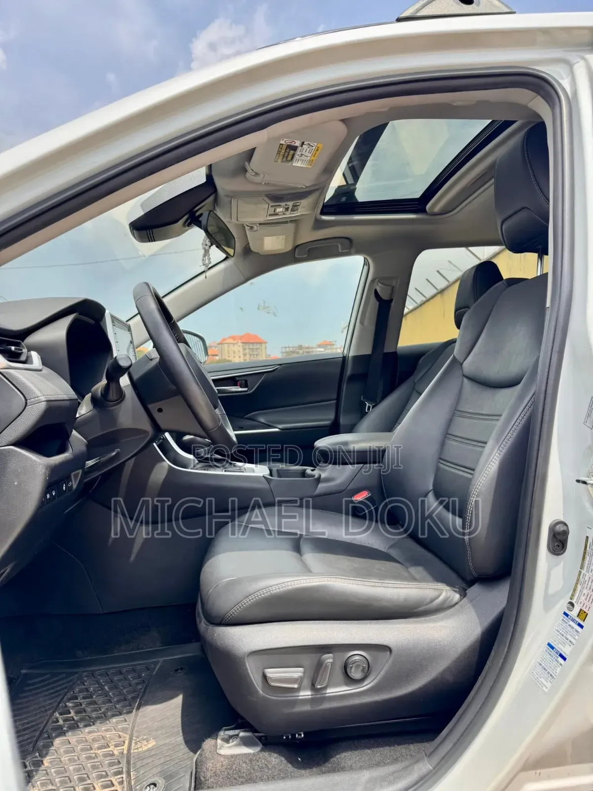 Toyota RAV4 2020 White