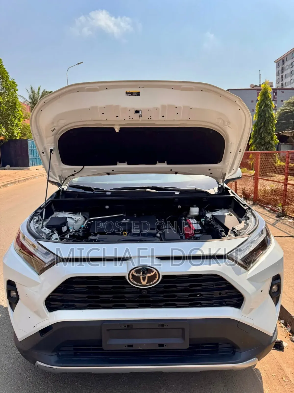 Toyota RAV4 2020 White
