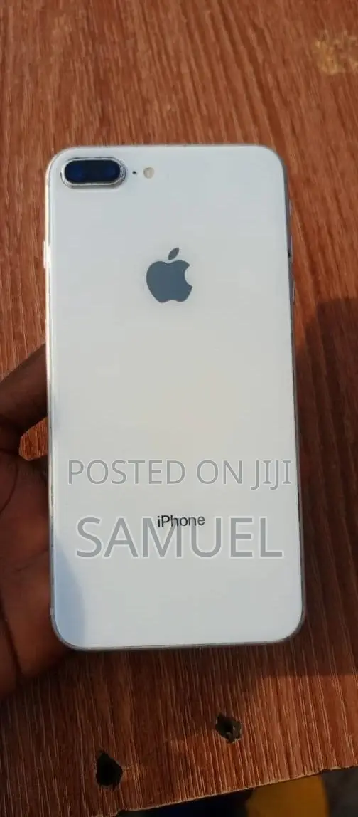 Apple iPhone 8 Plus 64 GB White
