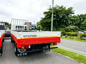 Hyundai 5ton (8holes ,Manual)