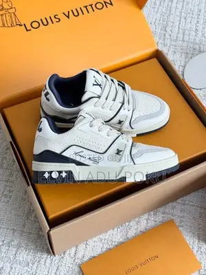 Louis Vuitton Men’S Trainer Signature White | Marine Sneaker