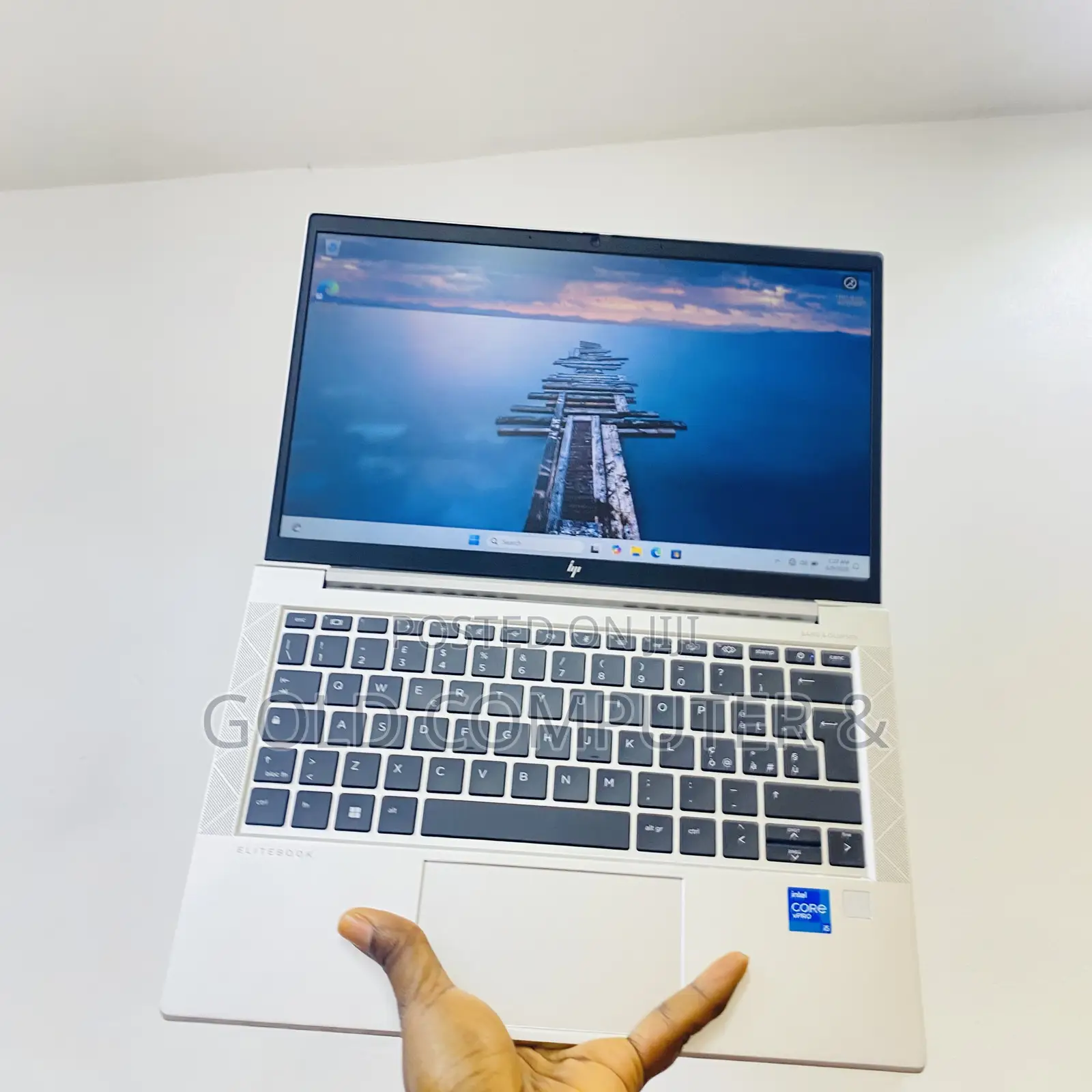Laptop HP EliteBook 830 G8 8GB Intel Core i5 SSD 256GB