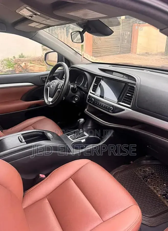 Toyota Highlander 2017 Burgundy