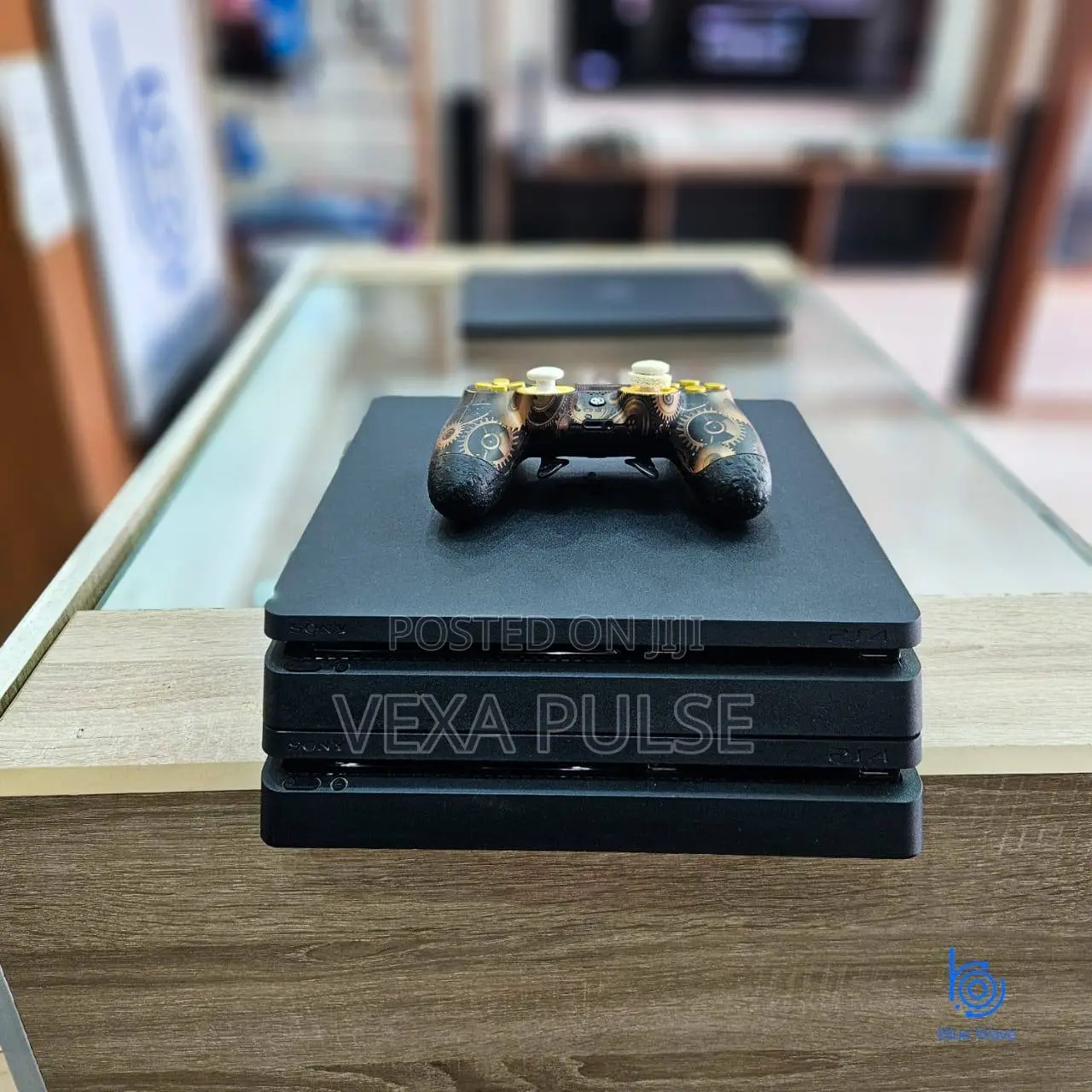 Ps4 Slim 1tb With 7 Games 2 Controllers