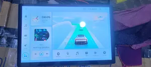 Universal Android and Carplay 13 Inches