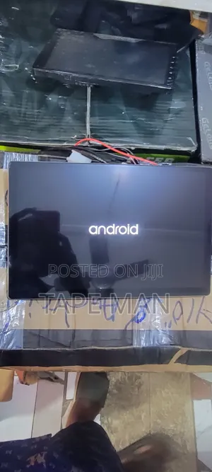 Universal Android and Carplay 13 Inches