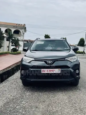 Toyota RAV4 XLE 4dr SUV AWD (2.5L 4cyl 6A) 2015 Gray