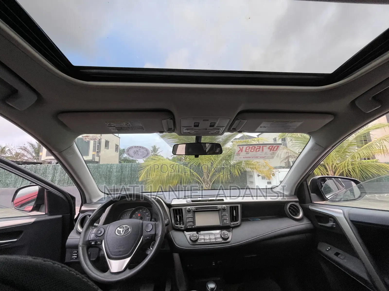 Toyota RAV4 XLE 4dr SUV AWD (2.5L 4cyl 6A) 2015 Gray