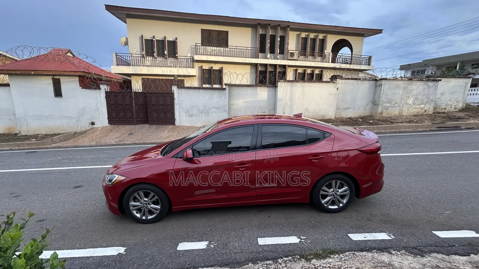 Hyundai Elantra ECO Sedan FWD (1.4L 4cyl 7A) 2017 Red