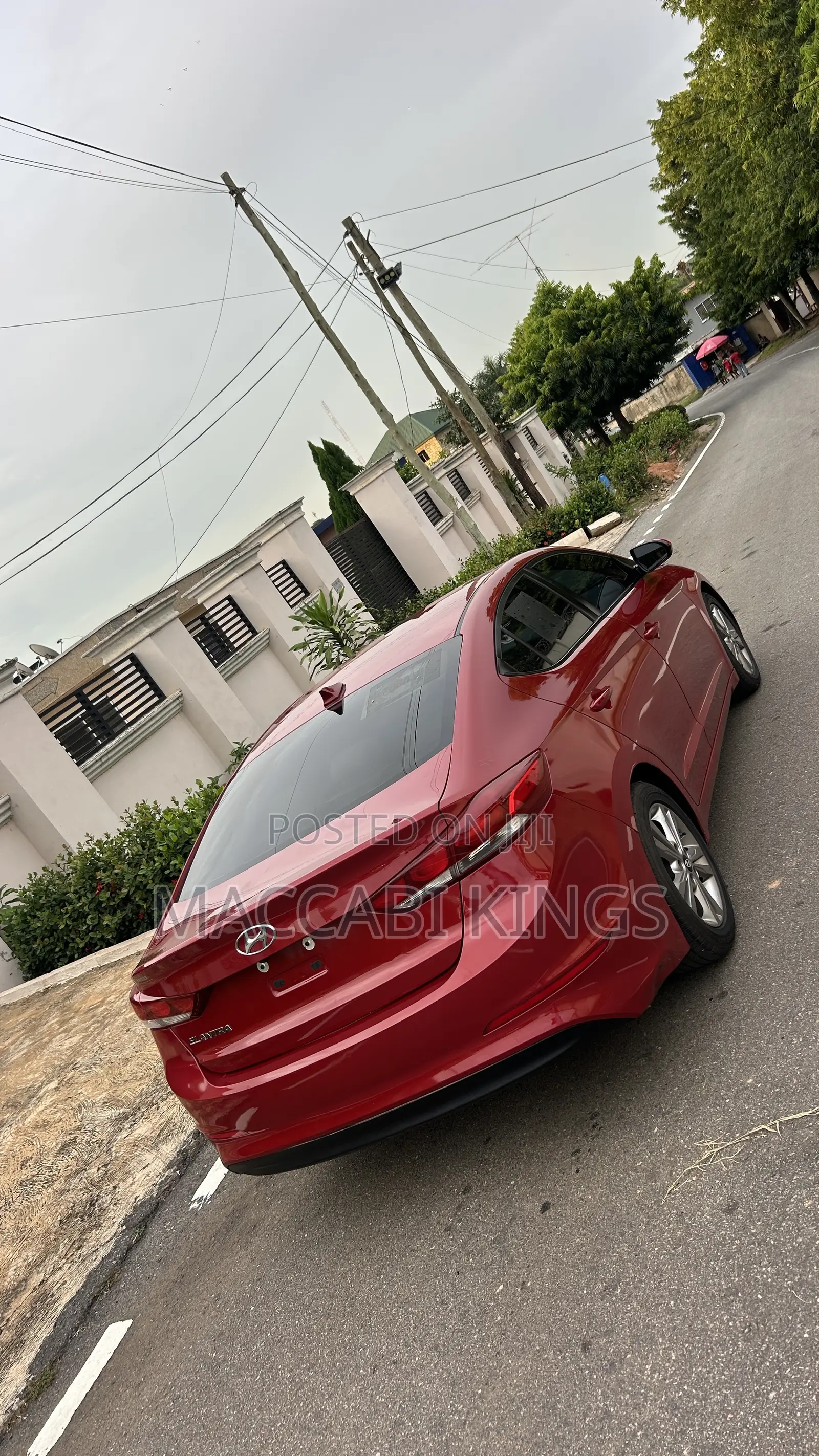 Hyundai Elantra ECO Sedan FWD (1.4L 4cyl 7A) 2017 Red