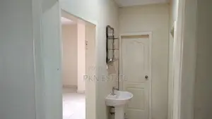 5bdrm House in Pkn Estate, Kumasi Metropolitan for rent