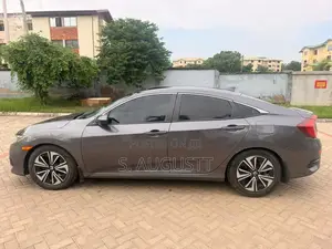 Honda Civic EX-T Sedan 2018 Gray