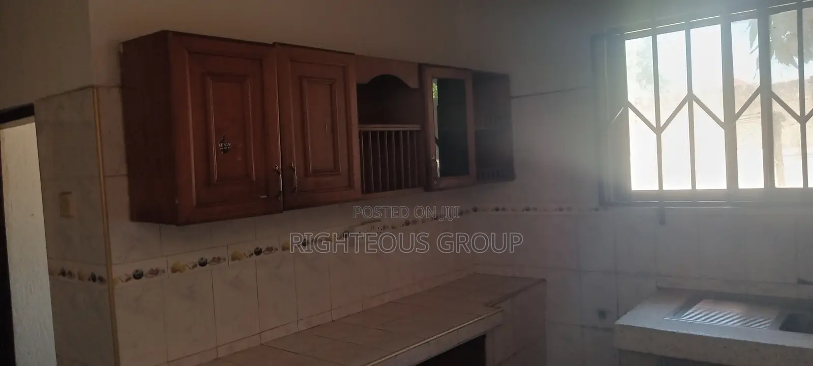 13bdrm Block of Flats in Ejisu-Juaben Municipal for sale